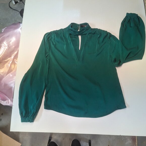 Intermix Size 2 100% Silk Green Blouse - Picture 8 of 15